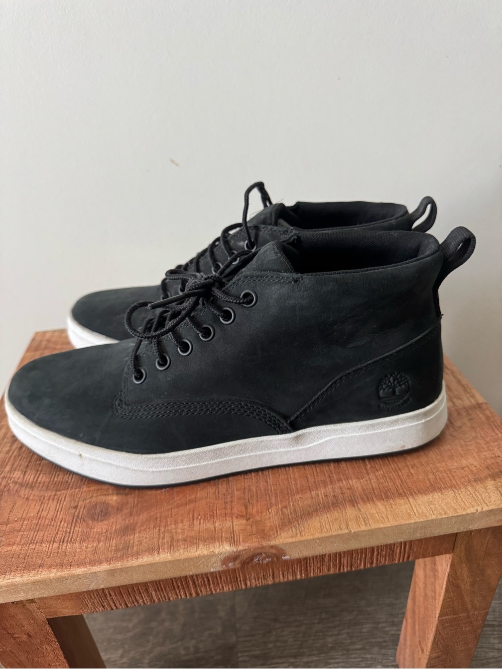 Timberland Black Men’s Chukka Boots with White Sole